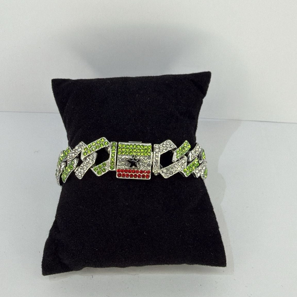 Somaliland Flag Bracelet – Iced Cuban Link